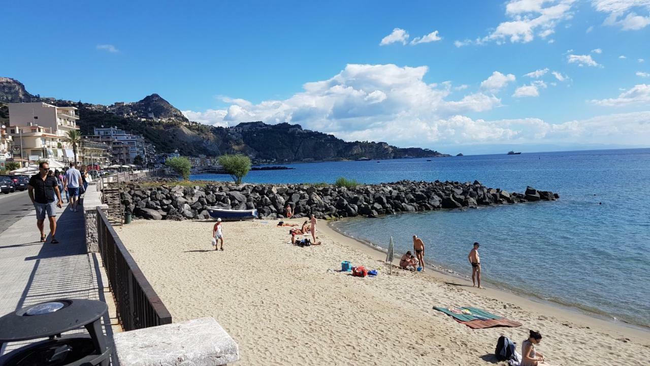 Loft Baia Di Giardini Leilighet Eksteriør bilde